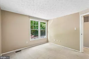 2331 Middle Creek Ln, Reston, VA 20191 - Photo 37