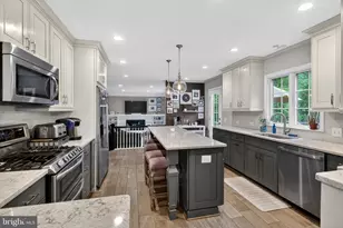 Hitching Post Ln, Alexandria, VA 22308 - Photo 27