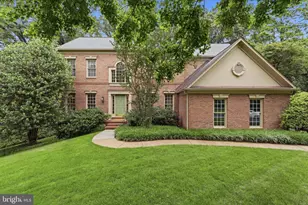 11711 Saddle Crescent Cir, Oakton, VA 22124 - Photo 47