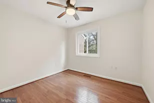 5862 Kara Pl, Burke, VA 22015 - Photo 17