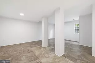 5862 Kara Pl, Burke, VA 22015 - Photo 27