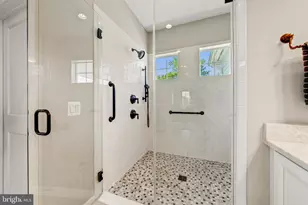 2998 Beechwood Ln, Falls Church, VA 22042 - Photo 37