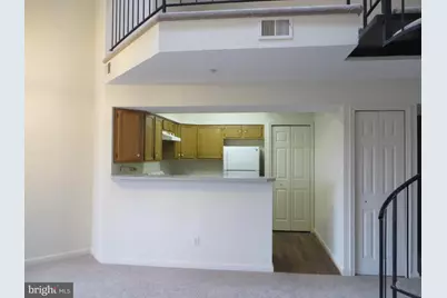 6004 Ellesmere Court #E, Alexandria, VA 22315 - Photo 3