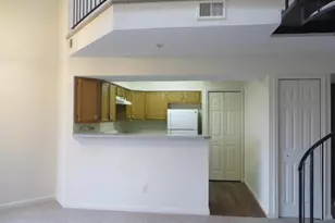 6004 Ellesmere Ct, Alexandria, VA 22315 - Photo 3