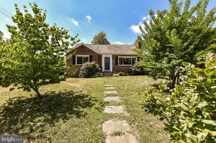 2501 Phillips Dr, Alexandria, VA 22306 - Photo 1