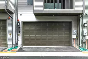 13036 Hattontown Square, Herndon, VA 20171 - Photo 59