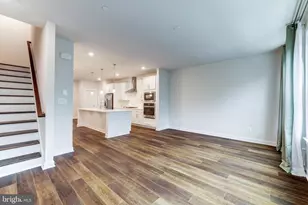 13036 Hattontown Square, Herndon, VA 20171 - Photo 27
