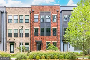 13036 Hattontown Square, Herndon, VA 20171 - Photo 1