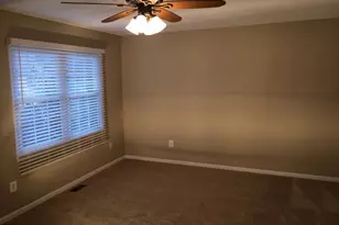10127 Ebenshire Ct, Oakton, VA 22124 - Photo 13