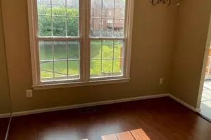 10127 Ebenshire Ct, Oakton, VA 22124 - Photo 3