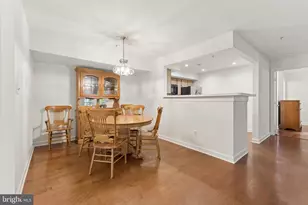 12249 Fairfield House Dr, Fairfax, VA 22033 - Photo 5