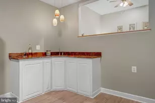 1925 Logan Manor Dr, Reston, VA 20190 - Photo 35