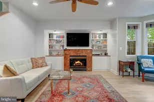 1925 Logan Manor Dr, Reston, VA 20190 - Photo 31