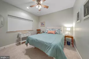 1925 Logan Manor Dr, Reston, VA 20190 - Photo 37