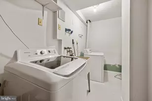 8550 Blue Rock Ln, Lorton, VA 22079 - Photo 25