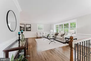 5034 Portsmouth Rd, Fairfax, VA 22032 - Photo 3