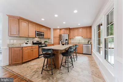 5034 Portsmouth Road, Fairfax, VA 22032 - Photo 15