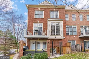 7429 Seneca Ridge, McLean, VA 22102 - Photo 5