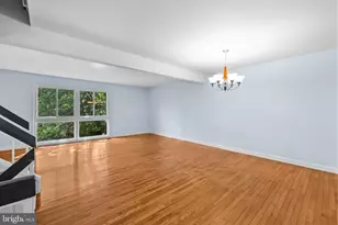 6018 Timber Hollow Ln, Springfield, VA 22152 - Photo 3