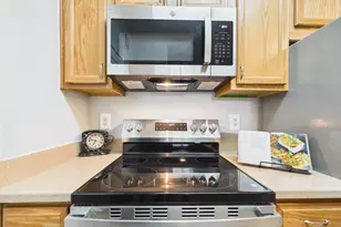1601 Spring Dr, McLean, VA 22102 - Photo 7