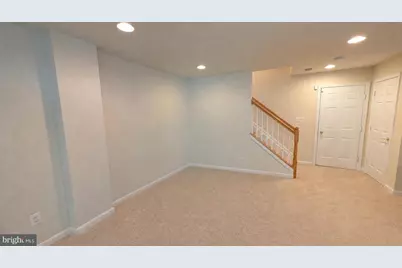 9640 Potters Hill Circle, Lorton, VA 22079 - Photo 7