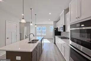 4456 Sulford Ter, Chantilly, VA 20151 - Photo 9