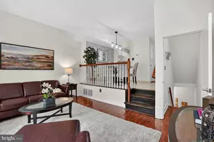 5845 Rexford Dr, Springfield, VA 22152 - Photo 3