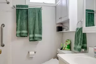 8513 Fairburn Dr, Springfield, VA 22152 - Photo 19