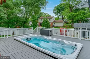8513 Fairburn Dr, Springfield, VA 22152 - Photo 39