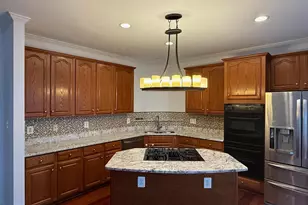 2833 Grace Forest Pl, Vienna, VA 22180 - Photo 3