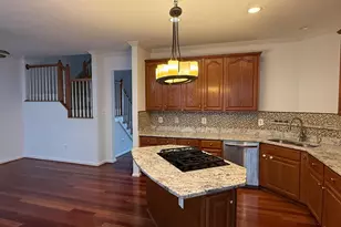 2833 Grace Forest Pl, Vienna, VA 22180 - Photo 5