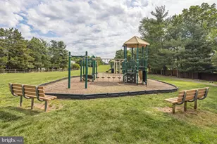 14392 Flourcastle Ct, Centreville, VA 20120 - Photo 25