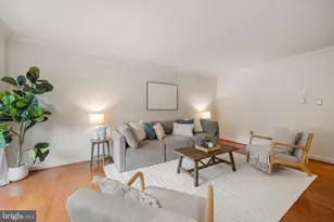 9536 Shepherd Hills Dr, Lorton, VA 22079 - Photo 13
