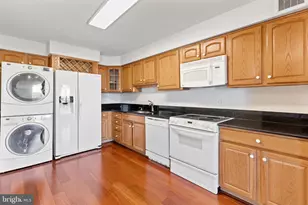 8370 Greensboro, McLean, VA 22102 - Photo 11