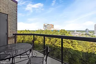 8370 Greensboro, McLean, VA 22102 - Photo 13