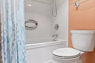 8370 Greensboro, McLean, VA 22102 - Photo 21