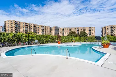 8370 Greensboro #1004, McLean, VA 22102 - Photo 7