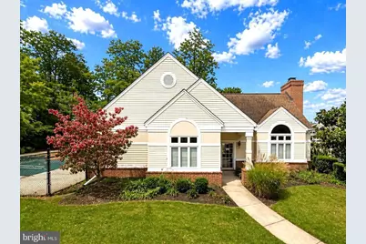 8209 Crossbrook Court #202, Lorton, VA 22079 - Photo 5
