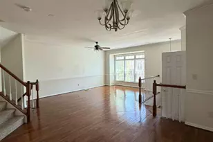 6618 Thurlton Dr, Alexandria, VA 22315 - Photo 3