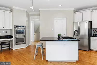 10008 Leamoore Lane, Vienna, VA 22181 - Photo 23