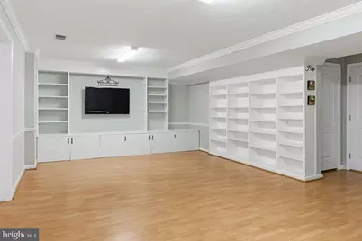 10008 Leamoore Lane, Vienna, VA 22181 - Photo 13