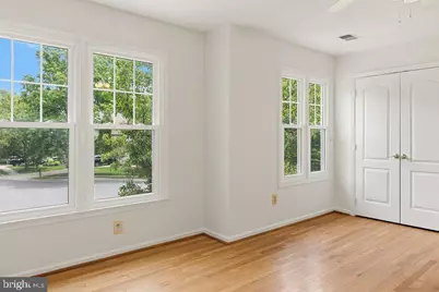 10008 Leamoore Lane, Vienna, VA 22181 - Photo 11