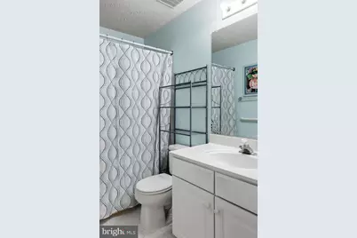10008 Leamoore Lane, Vienna, VA 22181 - Photo 37
