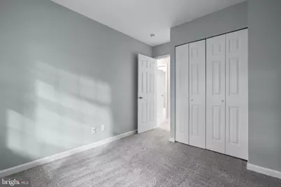 14894 Lambeth Square, Centreville, VA 20120 - Photo 19