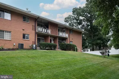 5605 Franconia Road #301, Alexandria, VA 22310 - Photo 1