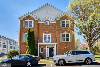 2520 Walnut Leaf Lane, Herndon, VA 20171 - Photo 3