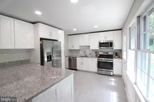 4918 Althea Dr, Annandale, VA 22003 - Photo 3