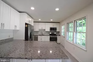4918 Althea Dr, Annandale, VA 22003 - Photo 3