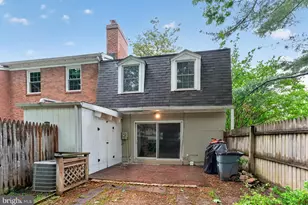7601 Tiverton Dr, Springfield, VA 22152 - Photo 15