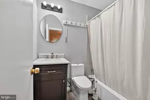 7601 Tiverton Dr, Springfield, VA 22152 - Photo 11